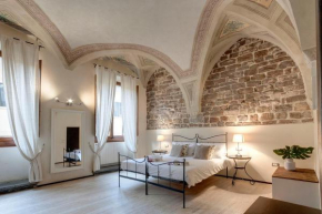 Mamo Florence - Calzaiuoli Apartments, Florence